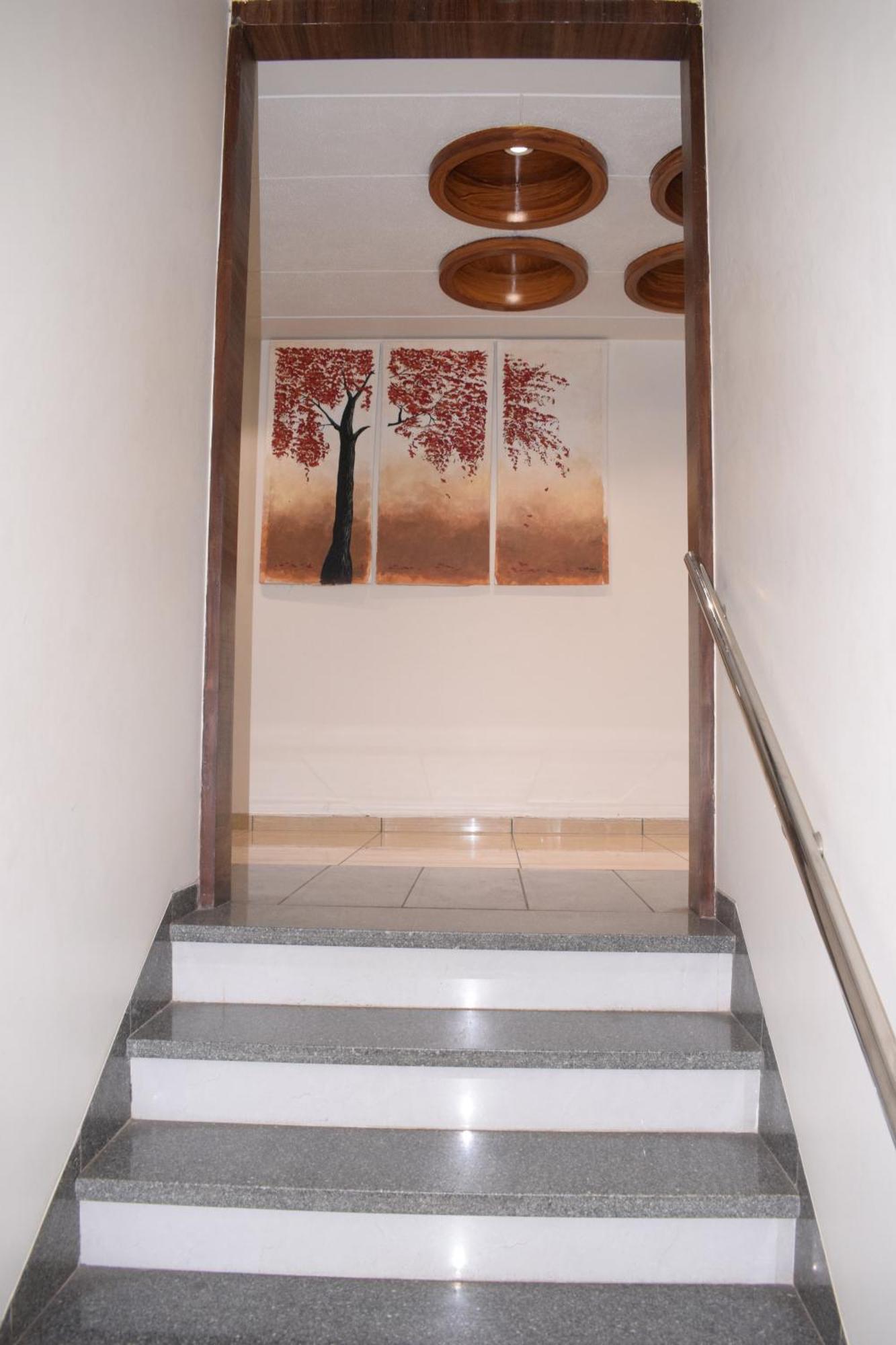 Hotel Viram Pārdi 外观 照片